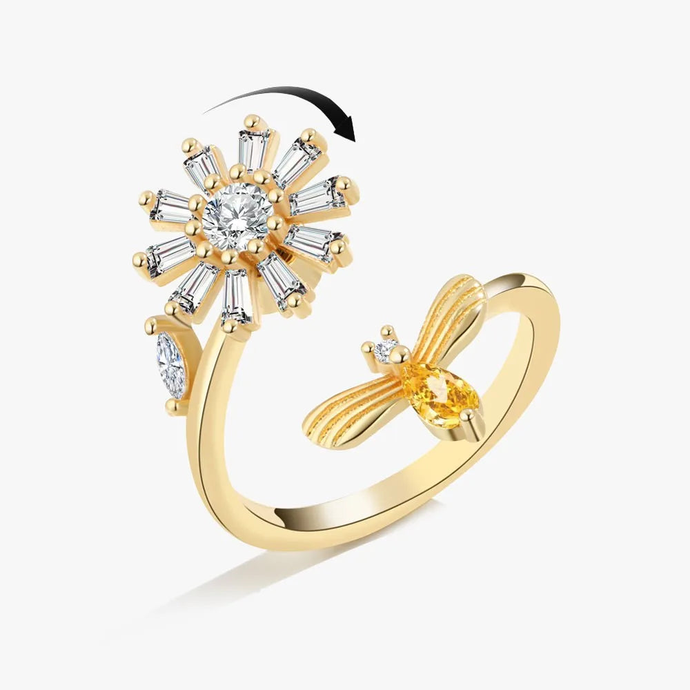 Gold Daisy Ring