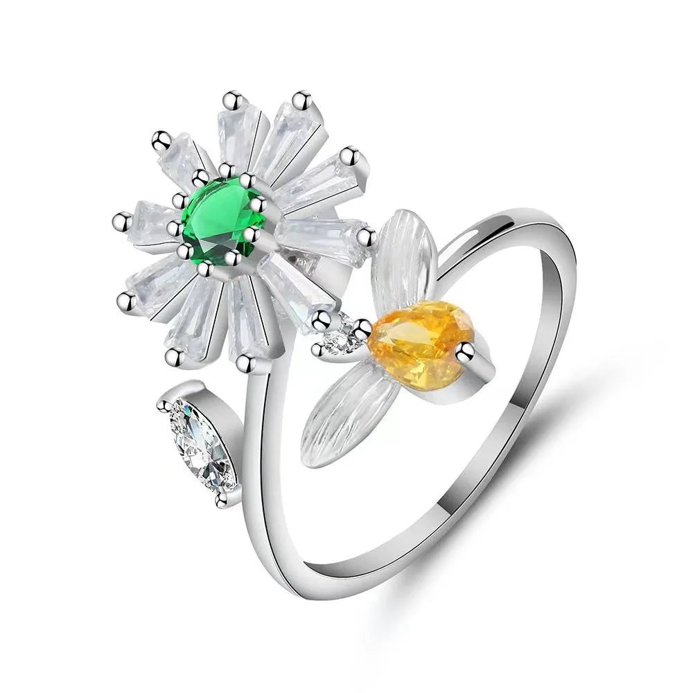 Silver Flower Green Accent Ring